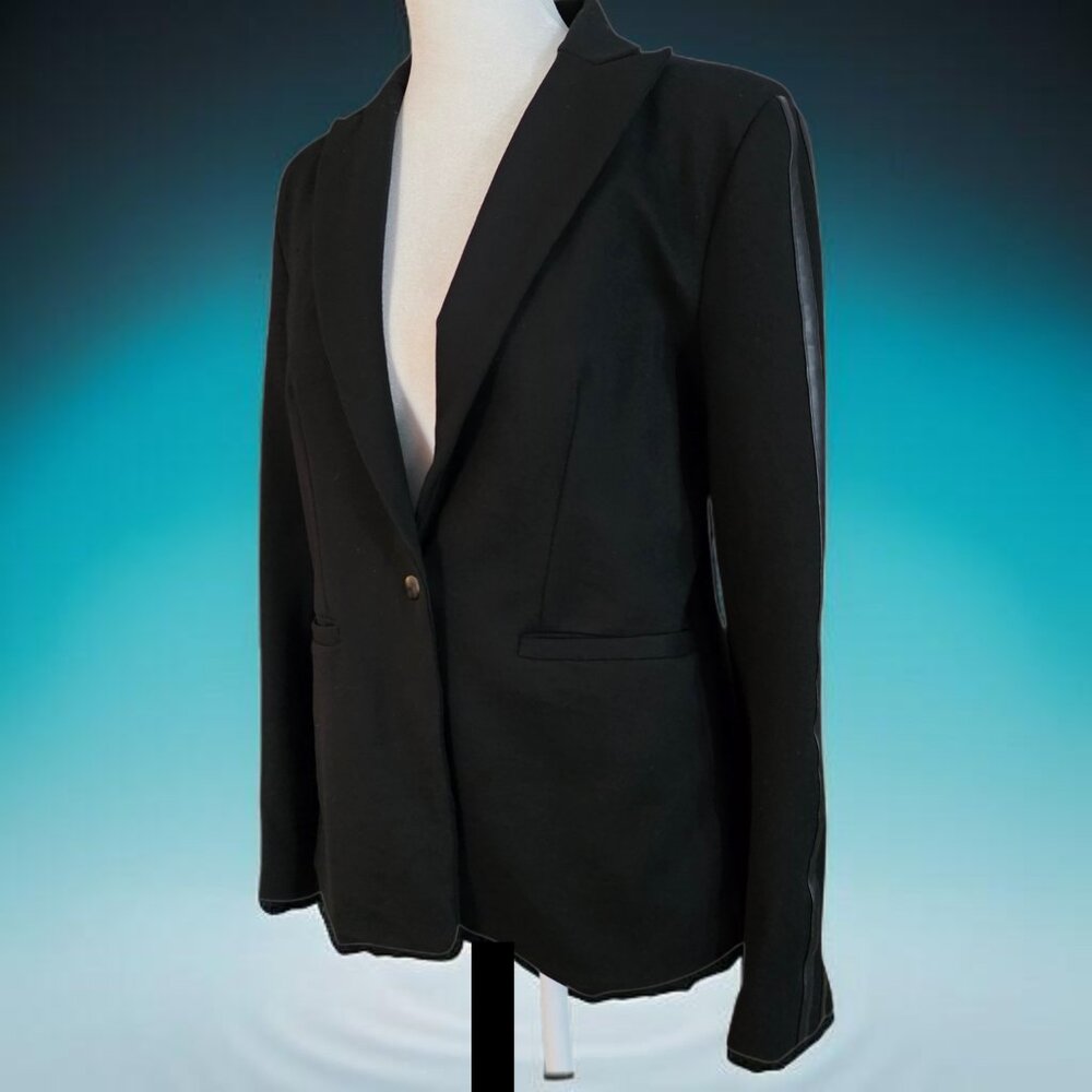 NWOT EVEREVE (MED) Jones St. Varsity Stripe Black Blazer - Picture 6 of 12